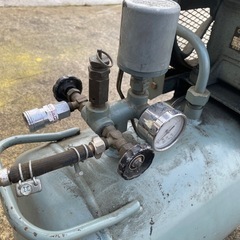 エアーコンプレッサー　動力の画像