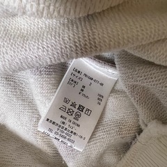 PUYUS 芋トレーナーの画像