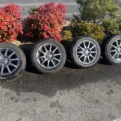 スタッドレスタイヤ　シエンタの画像