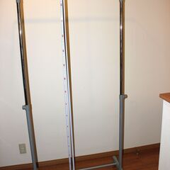 ハンガーラック1の画像