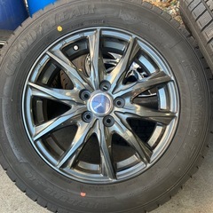 スタッドレスタイヤホイール4本セット　の画像