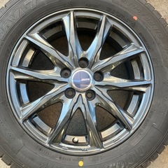 スタッドレスタイヤホイール4本セット　の画像
