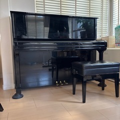 アップライトピアノの画像
