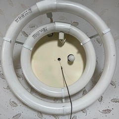 照明 電灯 吊り下げ 中古　レトロの画像