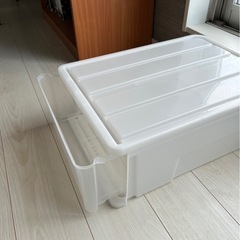 収納ケース　白　アクリルボックスの画像