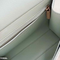 Charles & Keith（チャールズ＆キース）のバッグの画像