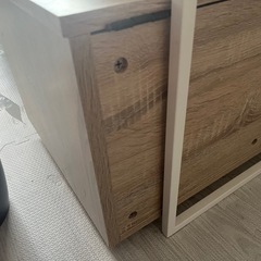 LOWYA ローテーブルの画像