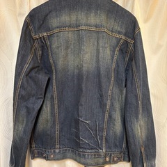 デニムジャケットの画像