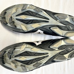 野球スパイクの画像