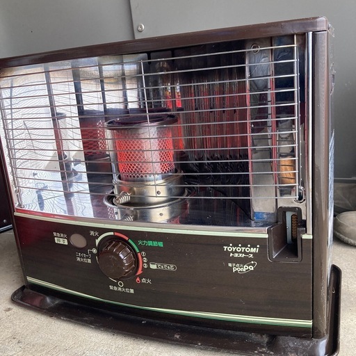 トヨトミ 石油ストーブ