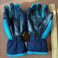 スキー　デザントキッズグローブの画像