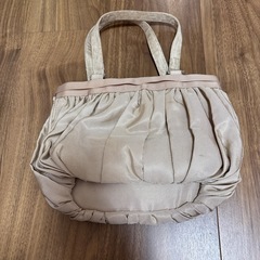 ハンドカバンの画像