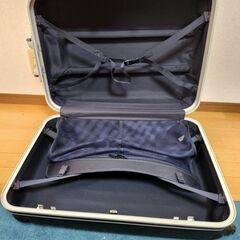 無料　スーツケース／キャリーケース　６～7泊前後の画像