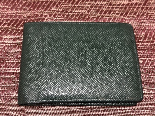 LOUIS VUITTON ルイヴィトン　タイガ　折り財布　