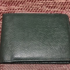 LOUIS VUITTON ルイヴィトン　タイガ　折り財布　の画像