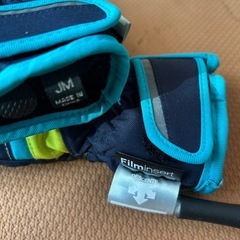 スキー　デザントキッズグローブの画像