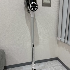 プリンター、掃除機、空気清浄機の画像