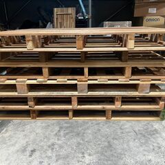 【無料】木製パレット差し上げます（広島市東区引き取り）の画像