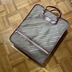 着物持ち運びバッグ　スーツケースの画像