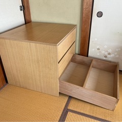 収納　タンスの画像