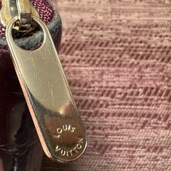 美品　ルイヴィトン　長財布　ラウンドファスナー　赤　ワインレッドの画像