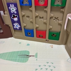 【受け渡し予定あり】ベビーサークル　　ミュージカルキッズランドEXマロン　クリアパネル付きの画像