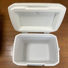 コールマン エクストリームクーラーボックス 28QT(約26L)の画像