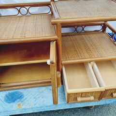 🔴山口市、藤の茶棚キャビネット・TV台¥3300🔴とくに傷みは無く実用品です👍の画像