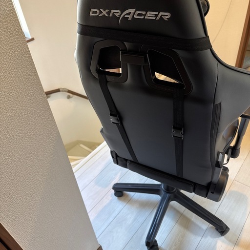 ゲーミングチェア（DXRACER）