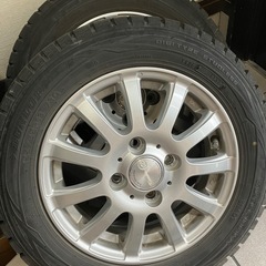 スタッドレスタイヤ　アルミホイールつきの画像