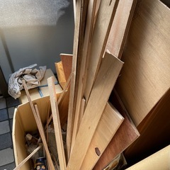 木材　切れ端　合板の画像