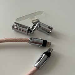 C to Lightning ケーブル ストラップ ベビーピンク シルバー の画像