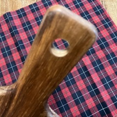 直径30㎝の大きな木製カッティングボード・ピザ、盛付け、鍋敷、インテリアにの画像