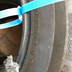 無料スタッドレスタイヤ215/60/16 5本の画像