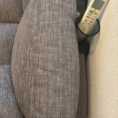 ソファ　ニトリ　
グレーの画像