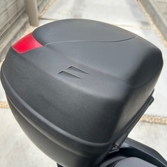 GIVI トップケースの画像