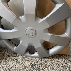 商談中！ホンダ　N-box 13インチ純正ホイールキャップ　　4個口　中古の画像
