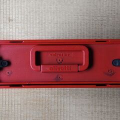 オリベッティー　タイプライター　（昭和レトロ　美品）の画像