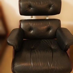 イームズ　ラウンジチェアの画像