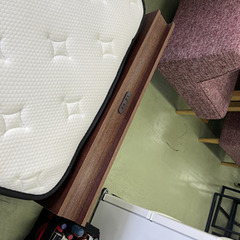 【リサイクルショップ ピカソ 小松原】🛏️✨美品‼️木製シングルベッド＋極厚OYTマットレス✨丸洗い洗浄済み🌈★3224★の画像