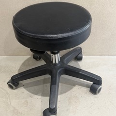 丸椅子　キャスター付き　3脚セットの画像