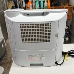 I 2512-447 SHARP 加湿セラミックファンヒーター　2012年製　HX-B120-W 通電確認済み　キズ汚れ有りの画像