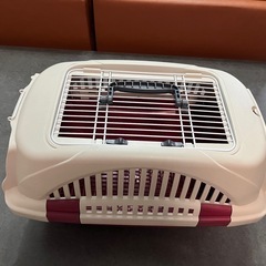 値下げしました。小型犬用クレートの画像