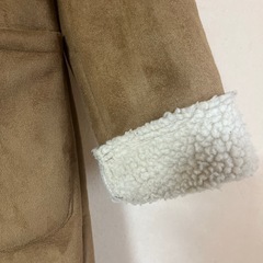 ムートンコートの画像