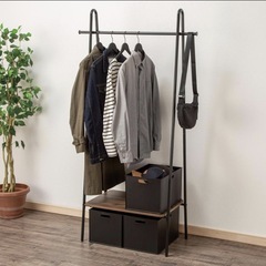 ハンガーラックの画像