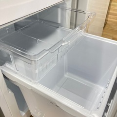 【トレファク高槻店】安心の6ヶ月間保証！取りに来れる方限定！Hisense(ハイセンス）の2ドア冷蔵庫のご紹介です！の画像