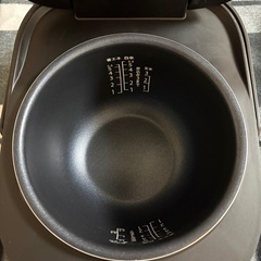 【12/21まで。希望場所へお届け可能】山善 YAMAZEN IHジャー炊飯器 5.5合 ブラック YJN-E101-Bの画像