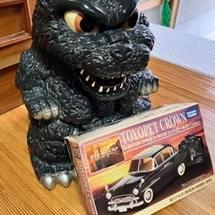 年内お値引き🔥ゴジラ貯金箱🔥➕ALWAYS❗️三丁目の夕日❗️の画像