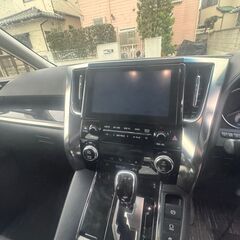 ヴェルファイアハイブリッド DAA-AYH30Wの画像