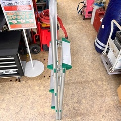 【 値下げ　】トラスコ TRUSCO アルミ踏台 脚立 【11119421】の画像